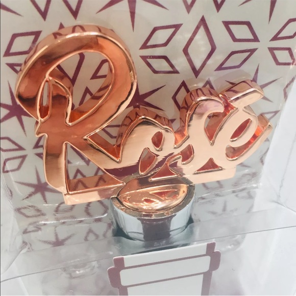 ❌ SOLD❌ Rose gold plated wine 🍷 bottle s - Picture 2 of 4